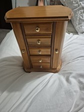 Mele Vintage Wooden Jewellery