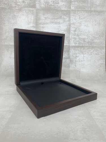 Amalfi necklace wooden box - amalfi,