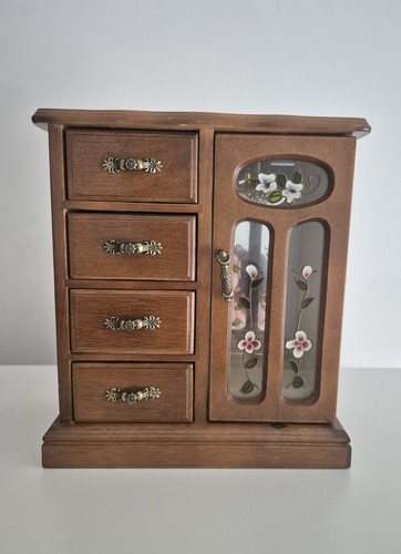 Vintage wooden jewellery box - vintage,