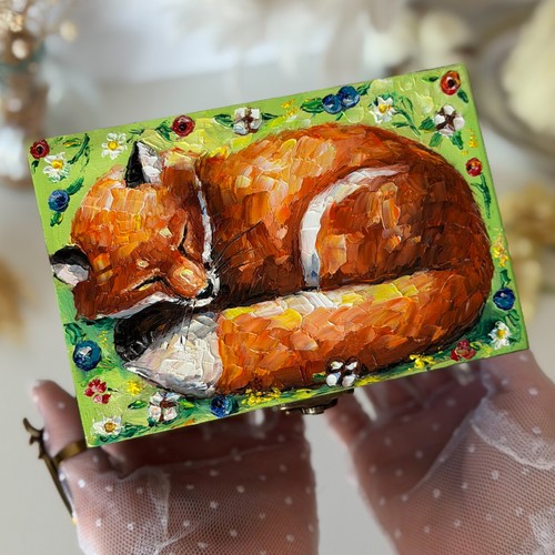 Sleeping fox oil - , hand-painted